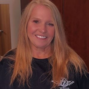 Meet your Posher, Sandy